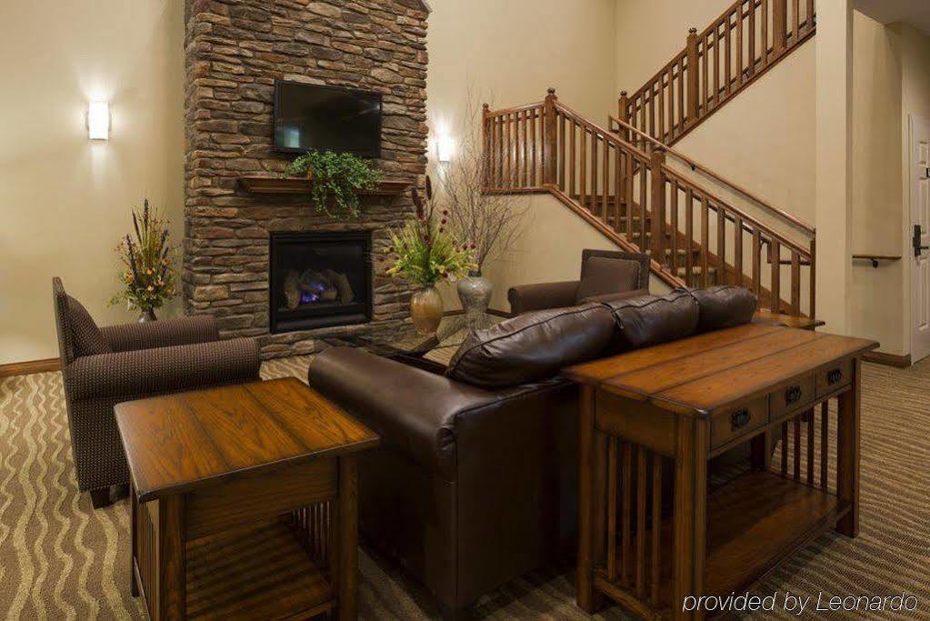 Grandstay Inn & Suites Of Luverne ภายนอก รูปภาพ